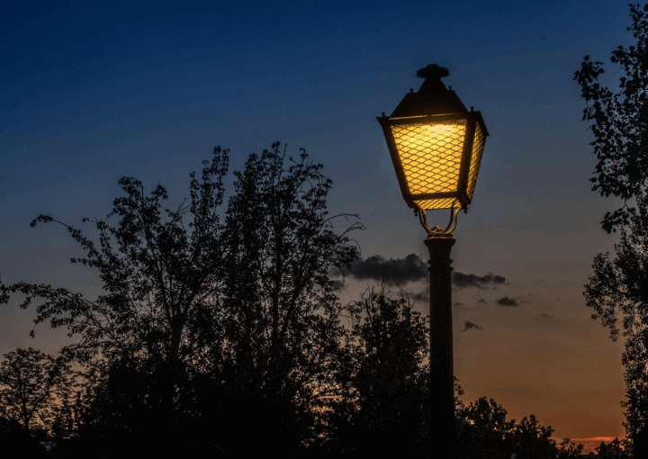 Temperatura de cor e iluminación urbana: por que non toda a luz branca é igual